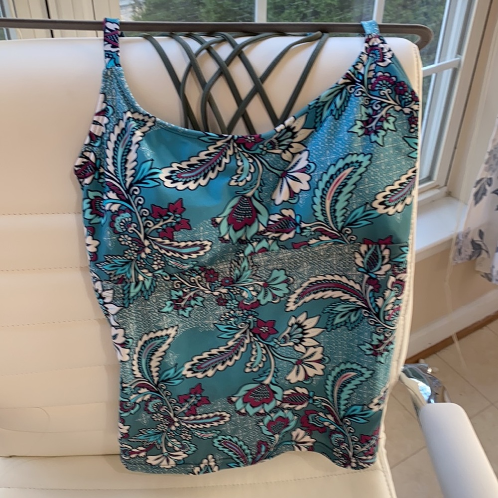 Island Waves tankini teal print size 10$10